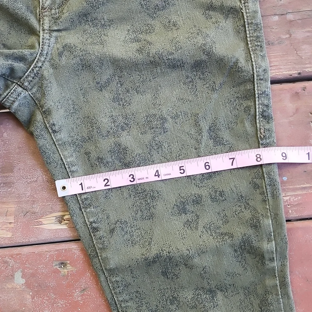 Rock & Republic Green Acid Crop Denim Skinny Jeans